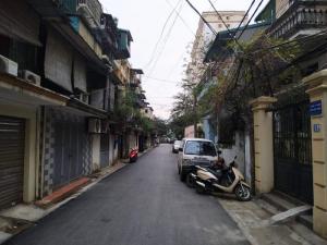 Bán nhà phố Hoàng Đạo Thành, 90m2xMT 5m đầu tư vàng