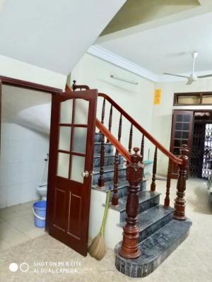 Mua Vì Lợi Nhuận Quá Lớn Khương Đình, 40m2 Mt 4.2m 4t
