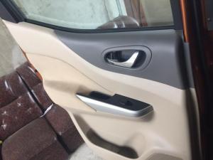 Gia đình cần bán xe Navara 2017, số tự động, màu cam