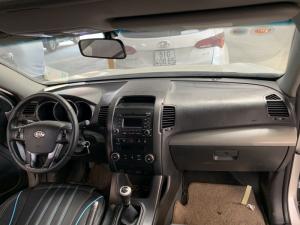 Bán Kia Sorento 2.4MT 2010, màu bạc, đúng chất, giá TL, hổ trợ góp