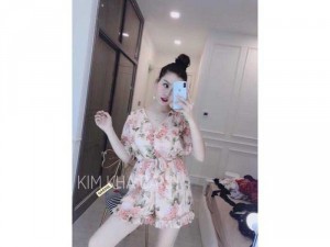 Jumpsuit In Hoa Kết Nút Giả Đầm