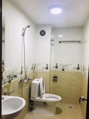 Hiếm, tòa 7 tầng, 3 mặt tiền kinh doanh cho thuê 70tr/th. Nguyễn Chánh, Cầu Giấy