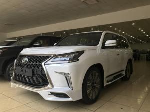 Bán ô tô Lexus LX 570 Super Sport ,nhập nguên chiếc, 2019, màu trắng,bản full ,xe giao ngay
