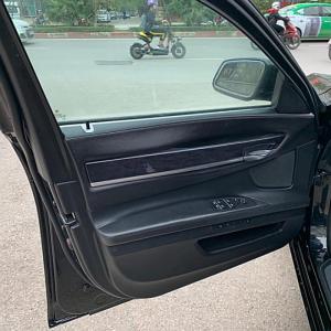 BMW 750i nhập khẩu nguyên chiếc tại Đức sản xuất 2009 đăng ký 2010 chính chủ biển Hà Nội cực chất