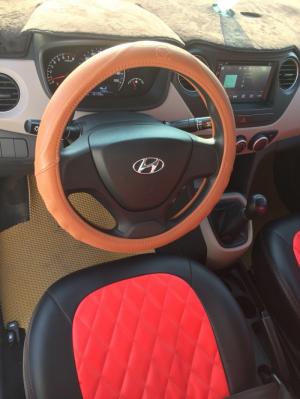 Bán Hyundai Grand i10 1.2MT sedan màu trắng số sàn sản xuất 2018 đi 16000km