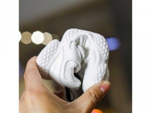 Giày bata cho bé trai/ bé gái từ 1-4 tuổi