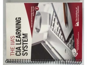 Bộ sách luyện thi chứng chỉ CIA Hoa Kỳ