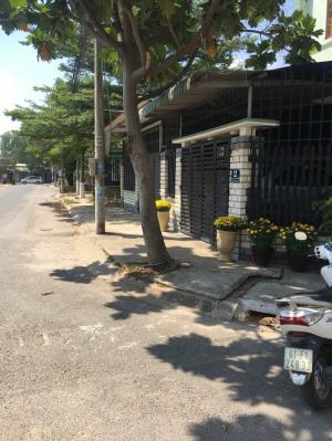 mặt tiền