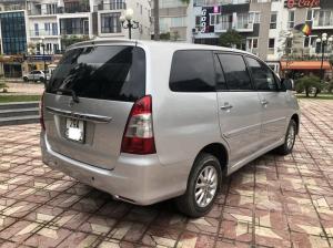 Bán xe Toyota Innova số sàn sản xuất 2013, biển Hà Nội