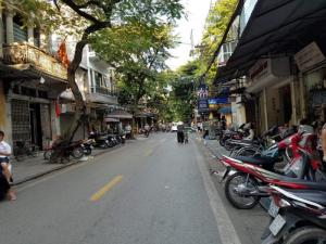 Nhà mặt phố Hàng Vải 28mX5t, MT 3m