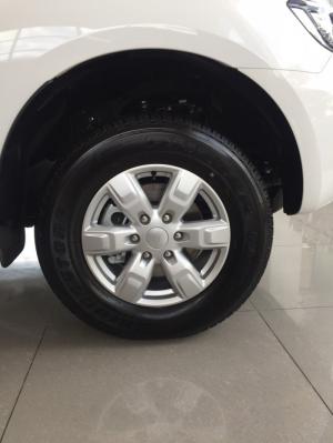 Ford Everest Đủ màu giao ngay, giá tốt nhất Miền nam + Phụ Kiện