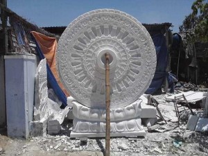 Bánh Xe Chuyển Pháp Luân