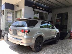 Bán Toyota Fortuner 2015 máy dầu màu Bạc máy zin từng con ốc