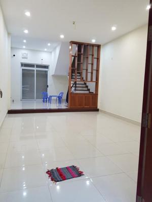 Nhà phố Thông Phong 60mX4t, MT5m