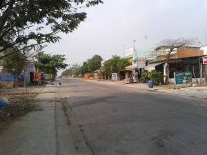 Kinh doanh hụt vốn tôi đành bán 300m2 đất mặt chợ để trả nợ