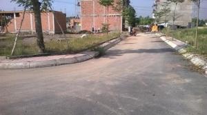 Kinh doanh hụt vốn tôi đành bán 300m2 đất mặt chợ để trả nợ