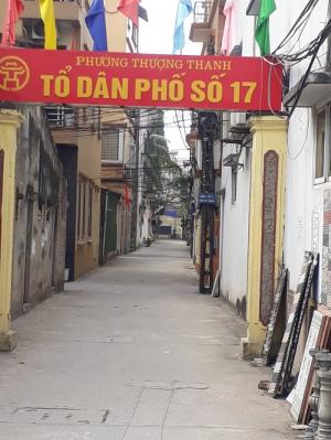 Bán nhà khu Z133 tổ 17 Thượng Thanh Long Biên ô tô đỗ cửa.