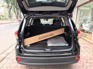 MT AUTO bán xe Toyota Highlander LE năm 2017, màu đen, nhập khẩu Mỹ