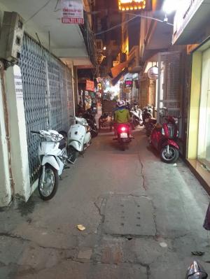 Nhà mặt ngõ Văn Hương 20mX5t