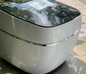 Nồi cơm điện cao tần TIGER JPB-B 1LIT,áp suất 2 bi