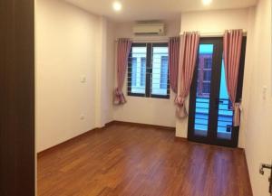 Bán nhà MỚI ĐÉT ở Ngọc Thụy, ngõ to đùng, 2 thoáng, 59m2