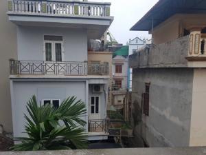 Bán nhà ngõ Triều Khúc 32m2 x 5T, MT 3.05m giá yêu thương