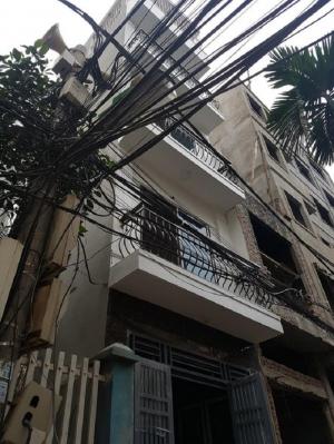 Bán nhà ngõ Triều Khúc 32m2 x 5T, MT 3.05m giá yêu thương