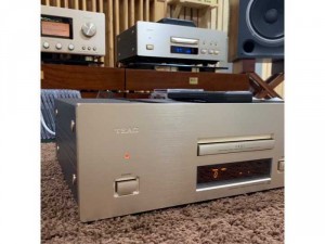 Đầu CD Teac VRDS-25X