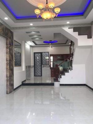 Bán nhà hẻm 1979 đường Huỳnh Tấn Phát, Nhà Bè, DT 4.6 x 14m. 3 tầng sân thượng, hẻm xe hơ