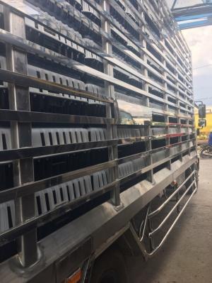 Hino Fc Đóng Thùng Chở Gia Cầm