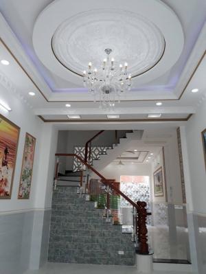 Bán nhà hẻm 1979 đường Huỳnh Tấn Phát, thị trấn Nhà Bè, DT 4 x 18.5m, 3 lầu ST