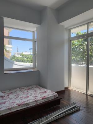 Cần bán căn hộ cao cấp Thuận Việt Quận 11, Dt 88m, 2 phòng ngủ, sổ hồng, nhà rộng thoáng mát.
