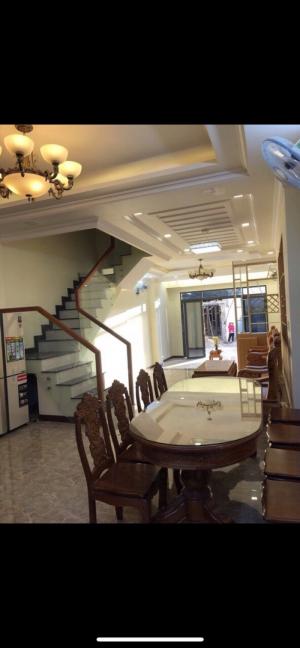 Bán nhà phố cao cấp tại Anh Tuấn Green Riverside đường Huỳnh Tấn Phát, Huyện Nhà Bè, DT 5m x 16m