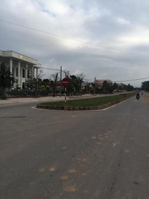 Bán đất mặt tiền đường Nguyễn Tư Giản song song Hùng Vương, TP Đông Hà, Quảng Trị
