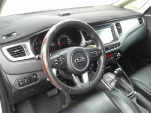 Kia Rondo máy dầu 10/2016 . Một chủ mua mới từ đầu