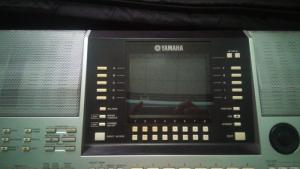 Organ yamaha s910