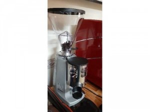 Máy xay mazzer chính hãng Italy trưng bà
