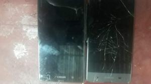 2 xác Sony Xperia