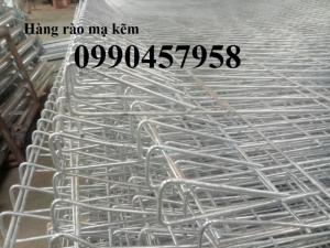 Hàng rào mạ kẽm nhúng nóng phi 5 ô 50x150, 50x200, 50x50 giá tốt