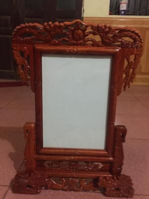 khung ảnh thờ trạm rồng
kích thước ảnh thờ: 20 x 30 cm
tổng kích thước: cao 49 cm, rộng 33 cm