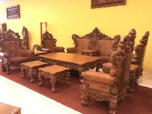 Bộ SOFA Cổ Điển Gỗ Gõ Đỏ 10 Món Cực VIP