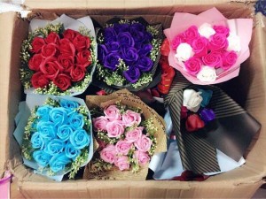 Quà tặng hoa hồng sáp bó tròn sang trọng nhiều màu đẹp