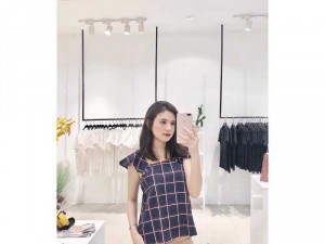 Cần pass đầm và áo