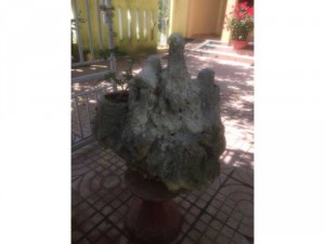 Bán hòn giả sơn nhỏ