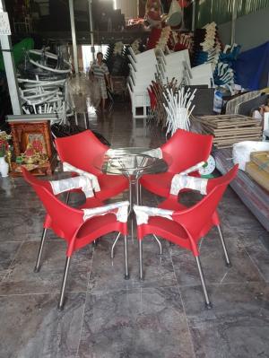 Bàn ghế cafe nhựa bền bao đổi 1 năm sử dụng