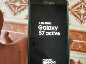 Quái vật Samsung S7 active quân đội Mỹ