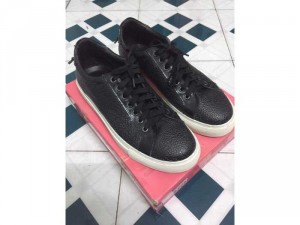 Sneaker Givenchy 41