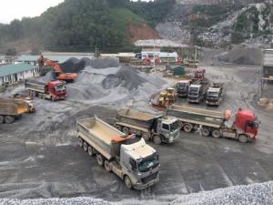 CÔNG TY TNHH KHOÁNG SẢN SƠN NAM
(khoangsanmiennam.com)
Chuyên cung cấp các loại nguyên liệu sản xuất phân bón, thủy sản, công nghiệp....
CaCO3: - Hàm lượng CaCO3 > 95% ( có nhiều loại lựa chọn ) : Dùng sản xuất thức ăn gia súc, nuôi trồng thủy sản, bột trét ( loại thường).
- Hàm lượng CaCO3 > 98% ( có nhiều loại lựa chọn ) : Dùng sản xuất sơn nước, cao su, ceramic, giấy, bột trét cao cấp.
• Vôi cục : - Hàm lượng CaO > 75% - 93 % ( có nhiều loại lựa chọn ) : Dùng trong công nghệ lọc đường, luyện thép….đạt tiêu chuẩn xuất khẩu.
• Vội bột : - Hàm lượng CaO: 65-85 % ( có nhiều loại lựa chọn ) : Xử lý đất nông nghiệp, xử lý môi trường, xử lý nước….
• Bột silica: - Hàm lượng SiO2 : > 99.7% : Dùng trong phân bón, kính, khuôn đúc, gạch men….
• Bột canxi hydroxite Ca(OH)2 :hàm lượng CaO > 90% . dùng cho ngành thủy sản, dầu khí.....
• Bột thạch cao khan được dùng trong công nghiệp xi măng, gạch men, giấy, kỹ thuật đúc tượng, bó bột.
LIÊN HỆ: NGUYÊN - 0909 133 211