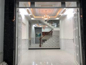 Bán nhà hẻm 1942 đường Huỳnh Tấn Phát, Nhà Bè, Tp.HCM. DT 4 x 16m, 3 lầu, sân thượng