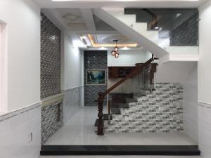 Bán nhà hẻm 1942 đường Huỳnh Tấn Phát, Nhà Bè, Tp.HCM. DT 4 x 16m, 3 lầu, sân thượng